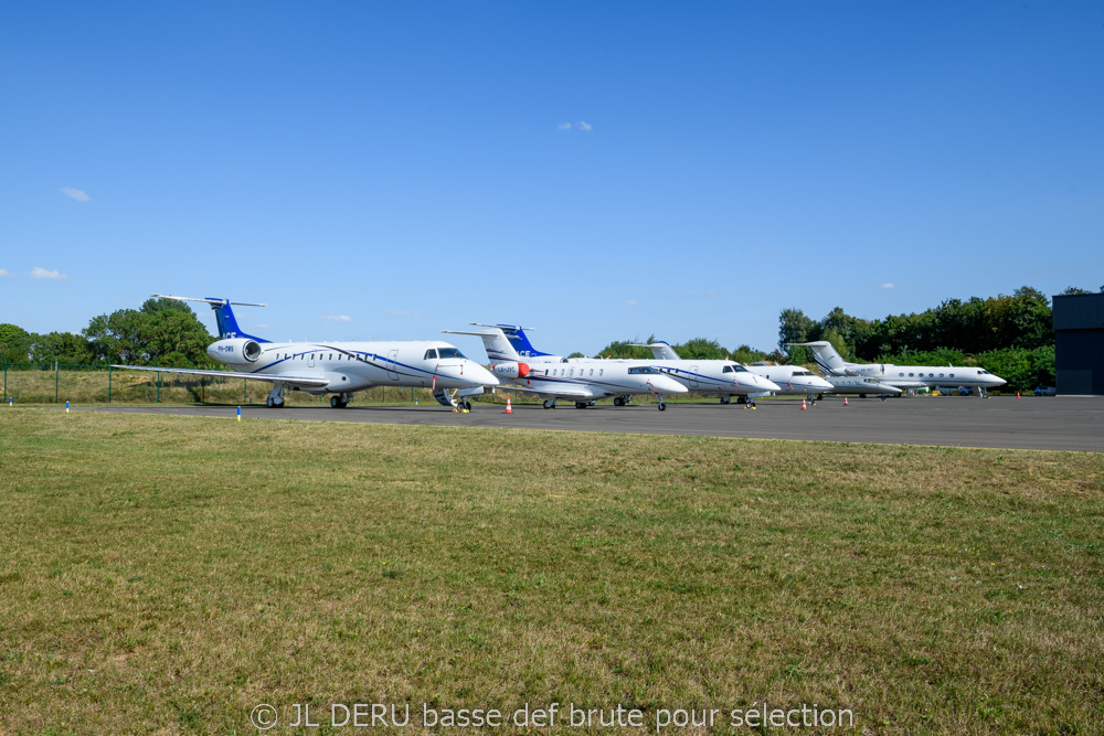 Liege airport
 General Aviation Terminal - ASL Group